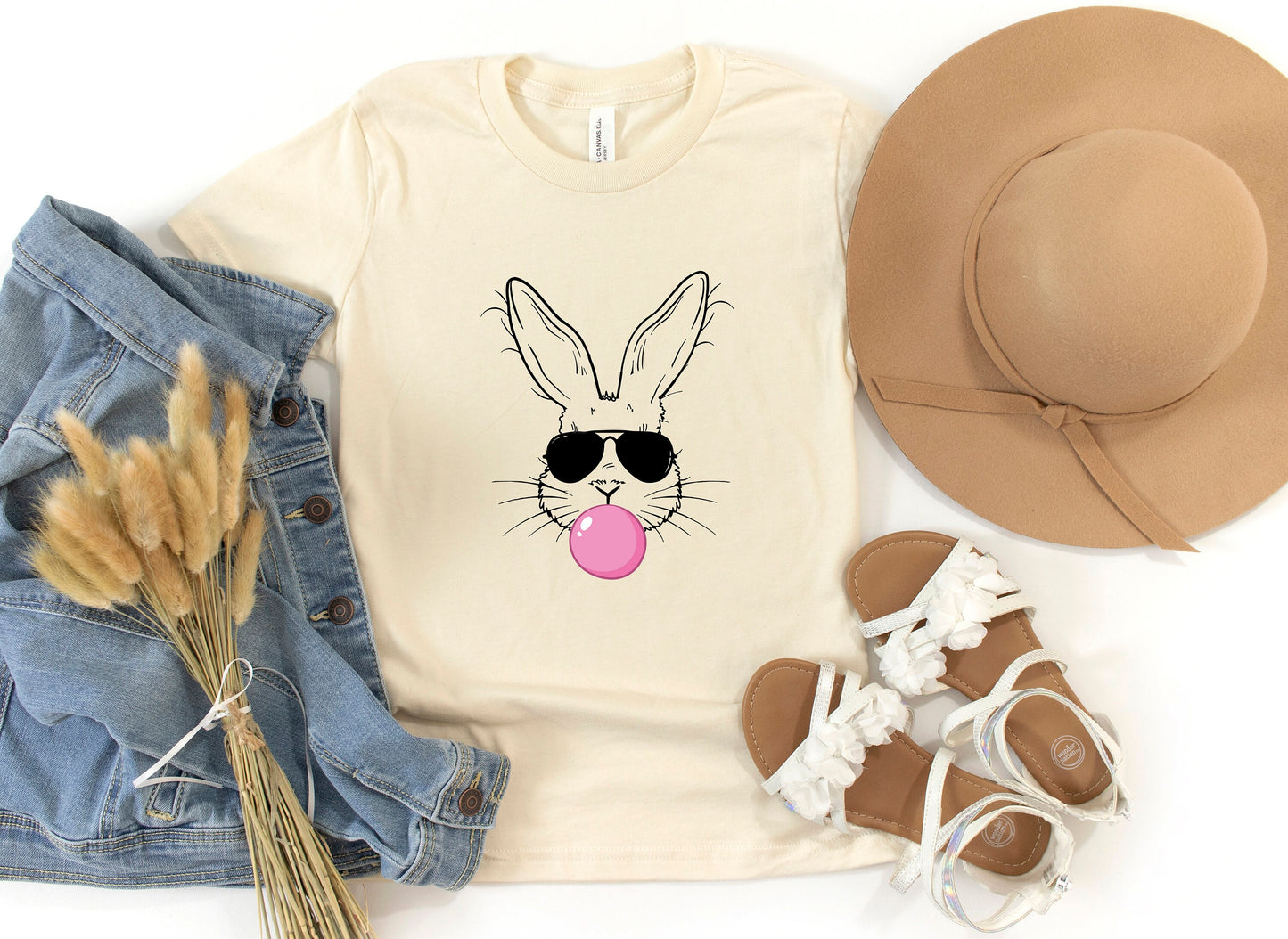 Cool Rabbit with Bubblegum and Sunglasses Kids' T-shirt